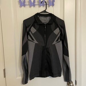 EUC | Kimberly women’s active quarter zip jacket‎ — large